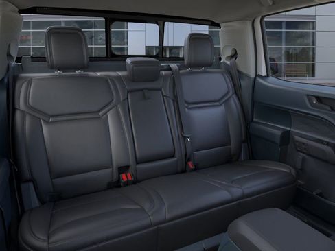 New 2025 Ford Maverick Lariat w/ Black Appearance Package image 11