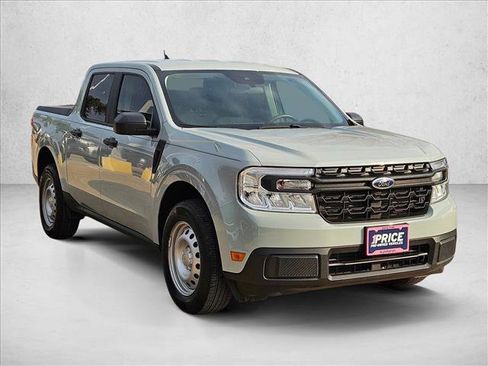 Used 2024 Ford Maverick XL image 3