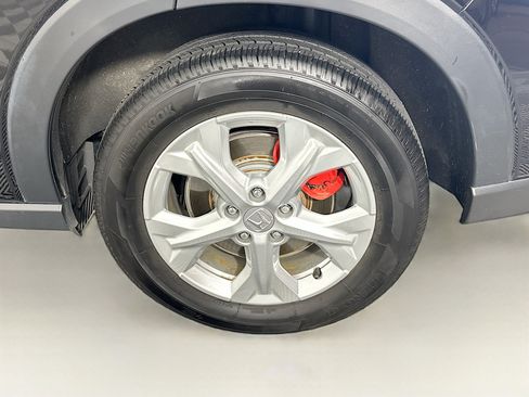 Used 2023 Honda HR-V LX image 11