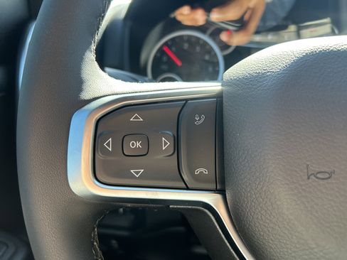 New 2026 RAM 1500 4x4 Crew Cab image 19