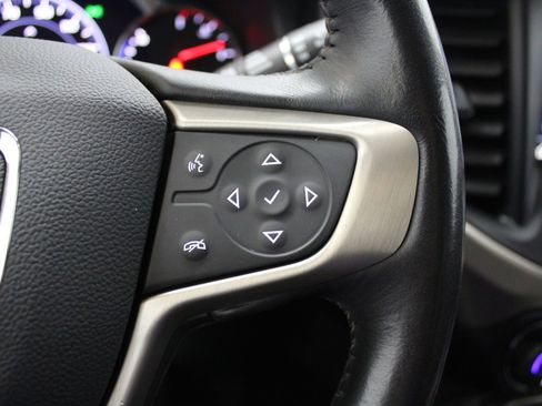 Used 2022 GMC Acadia Denali w/ GMC Pro Grade Package AWD/4WD image 43