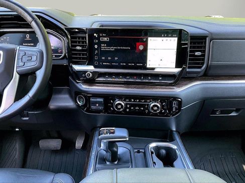 Used 2023 GMC Sierra 1500 Elevation w/ Elevation Premium Package AWD/4WD image 12