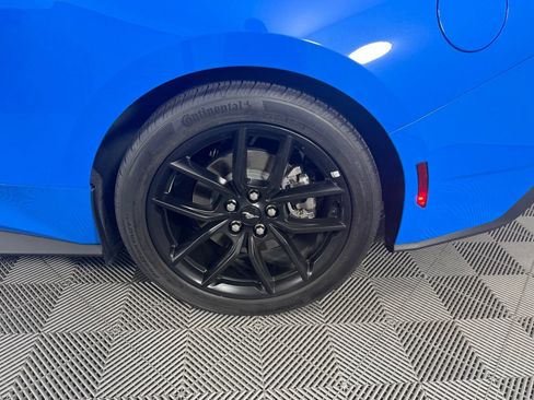 Used 2025 Ford Mustang Coupe RWD image 29