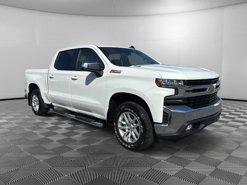Used 2022 Chevrolet Silverado 1500 LT w/ Z71 Off-Road Package AWD/4WD image 2