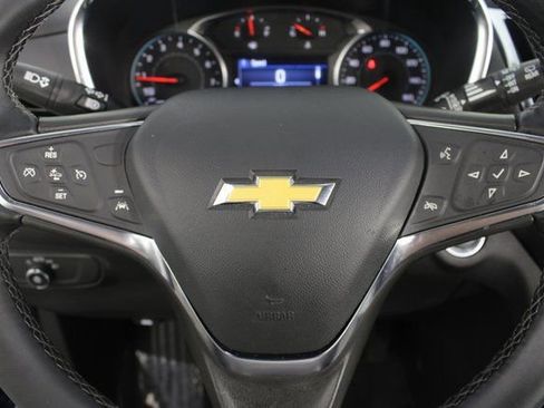 Used 2024 Chevrolet Equinox LT image 12