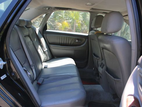 Used 2003 Toyota Avalon XLS FWD image 8