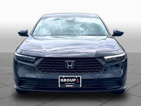 Used 2023 Honda Accord EX image 5