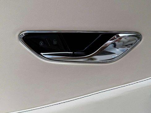 New 2026 Bentley Flying Spur Plug-In Hybrid image 23