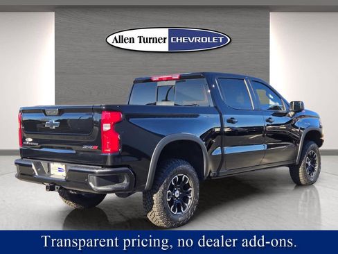 Used 2025 Chevrolet Silverado 1500 ZR2 w/ Technology Package image 6