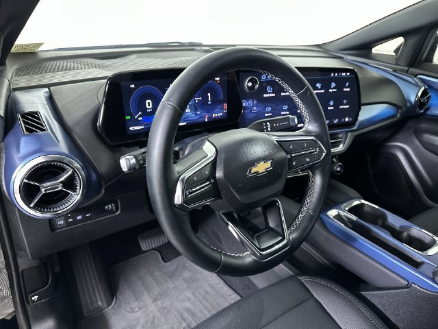 Used 2026 Chevrolet Equinox EV LT FWD image 10