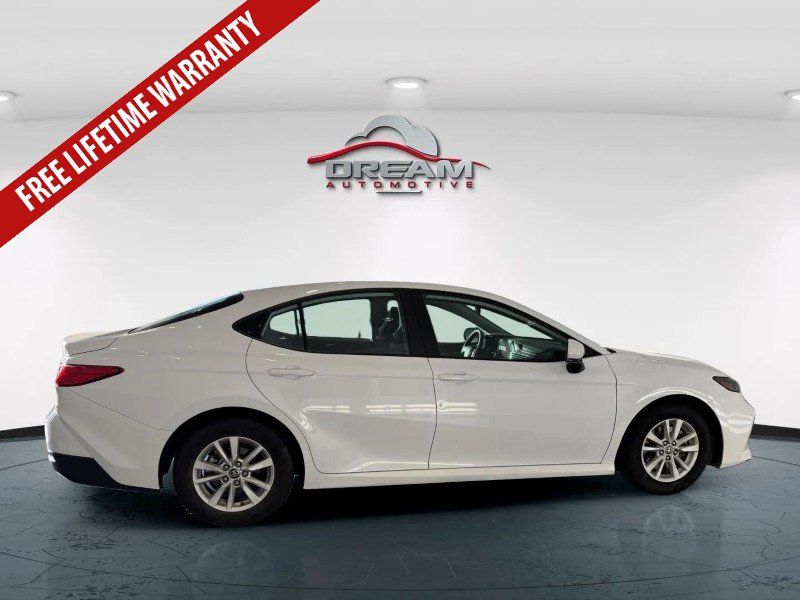 Used 2025 Toyota Camry LE FWD image 20