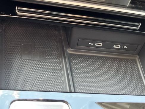 Used 2024 Volkswagen Atlas SEL AWD/4WD image 38
