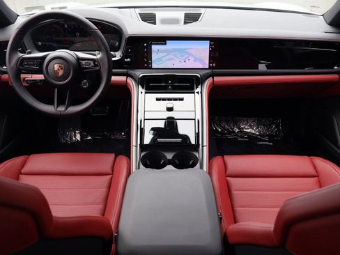 New 2026 Porsche Panamera image 21