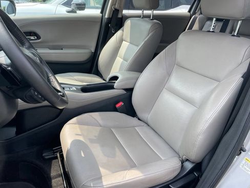 Used 2016 Honda HR-V EX-L image 6