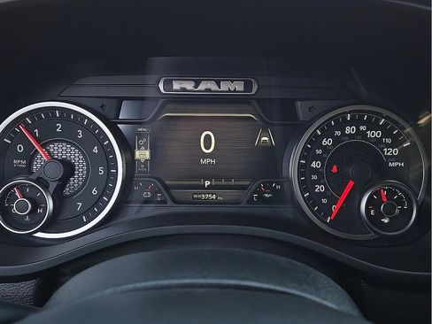 Used 2025 RAM 1500 Warlock AWD/4WD image 18