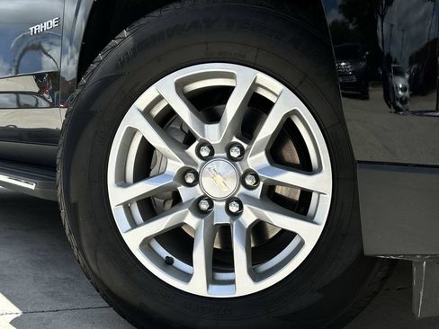 Used 2024 Chevrolet Tahoe LT AWD/4WD image 10