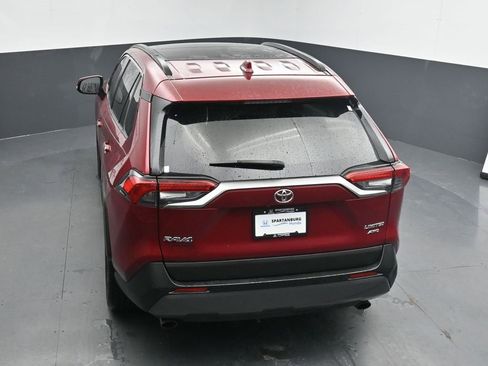 Used 2020 Toyota RAV4 Limited image 35