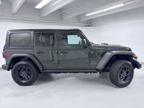 Used 2024 Jeep Wrangler Unlimited AWD/4WD image 6