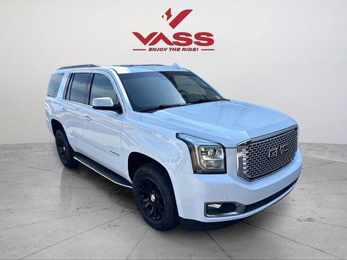Used 2019 GMC Yukon SLT AWD/4WD image 7