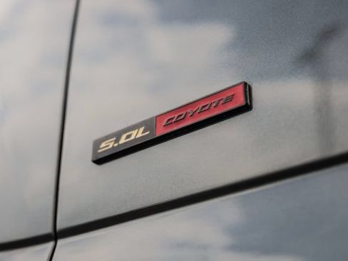 Used 2018 Ford F150 XLT w/ Equipment Group 302A Luxury AWD/4WD image 19