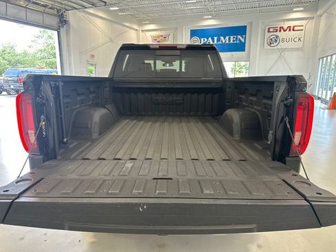 Used 2023 GMC Sierra 1500 SLT w/ SLT Convenience Package AWD/4WD image 32