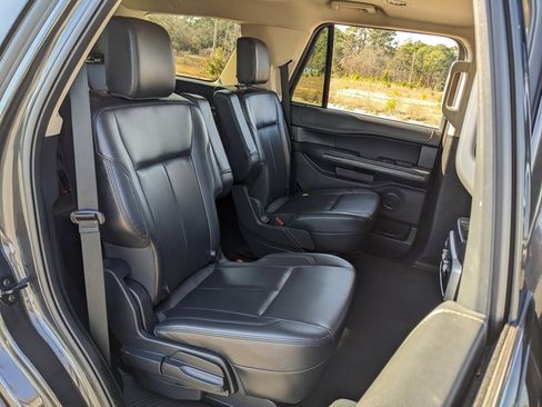 Used 2024 Ford Expedition XLT image 47
