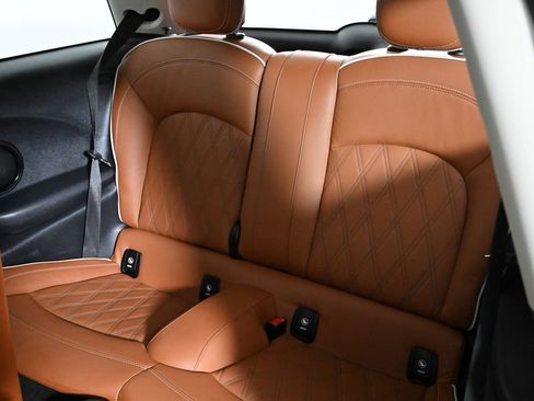 Certified 2024 MINI Cooper S image 26