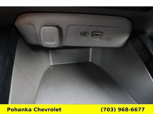 Certified 2025 Chevrolet Trax RS w/ Driver Confidence Package image 16