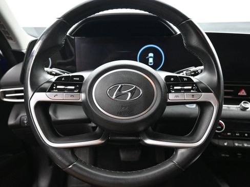 Used 2023 Hyundai Elantra SEL w/ Convenience Package FWD image 13