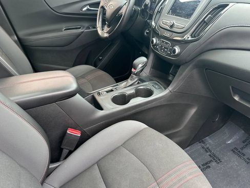 Used 2022 Chevrolet Equinox RS FWD image 16