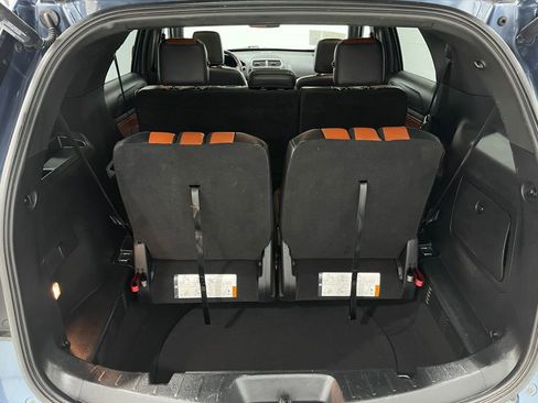 Used 2019 Ford Explorer XLT w/ Equipment Group 202A image 29