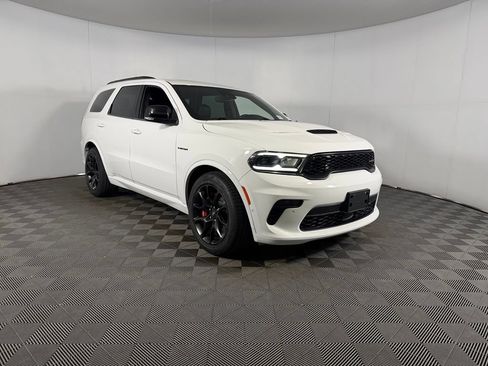 Used 2023 Dodge Durango R/T w/ Tow 'N Go Package AWD/4WD image 3