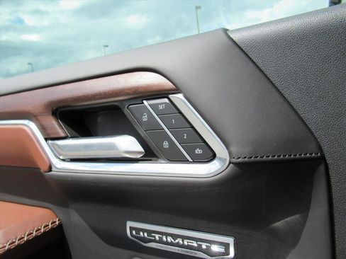 Used 2024 GMC Sierra 1500 Denali Ultimate image 31