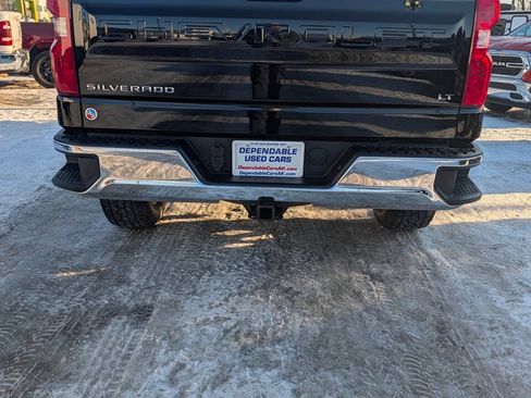 Used 2025 Chevrolet Silverado 1500 LT AWD/4WD image 12