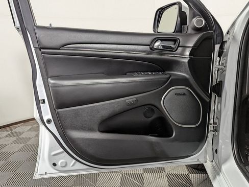 Used 2019 Jeep Grand Cherokee High Altitude image 14