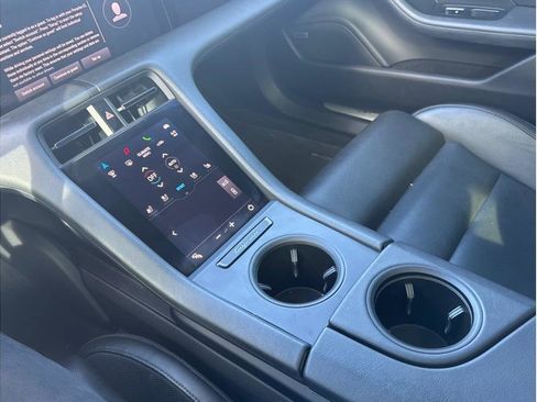 Used 2020 Porsche Taycan 4S image 15