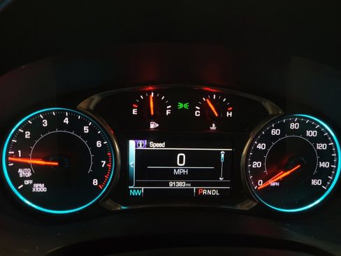 Used 2017 Chevrolet Malibu LT FWD image 23
