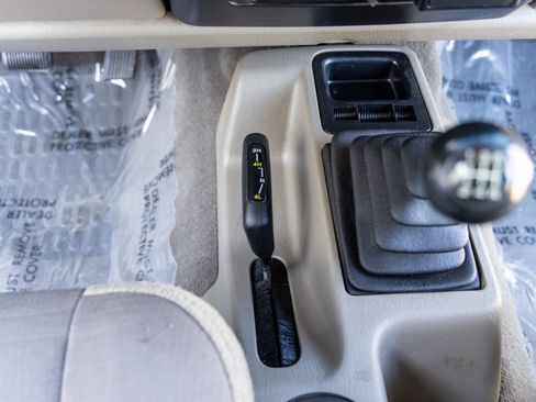 Used 2003 Jeep Wrangler Sahara image 25