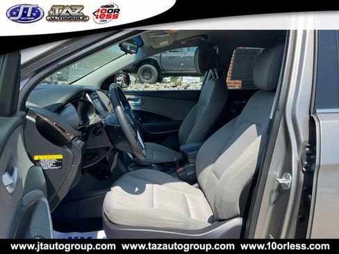 Used 2018 Hyundai Santa Fe Sport w/ 2.4L Value Package 02 FWD image 10