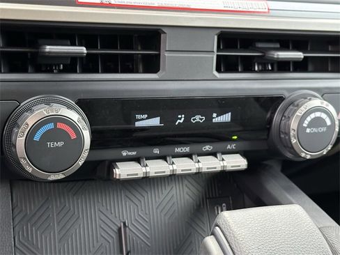 Certified 2025 Toyota Tacoma SR5 image 17