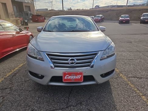 Used 2013 Nissan Sentra SL w/ Premium Pkg image 2
