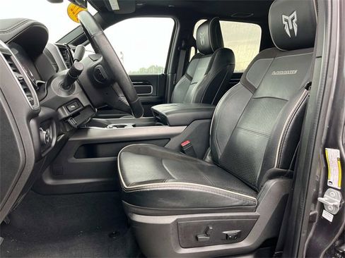 Used 2022 RAM 3500 Laramie image 37