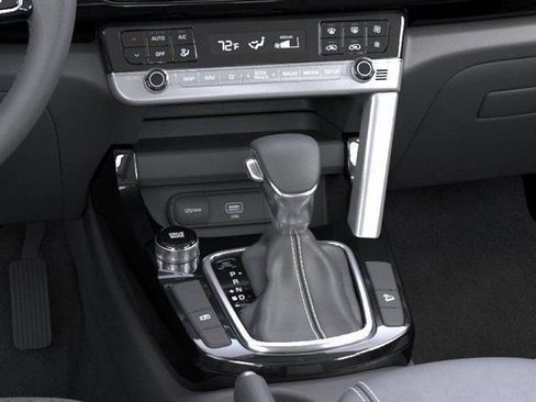 New 2026 Kia Seltos S FWD image 23