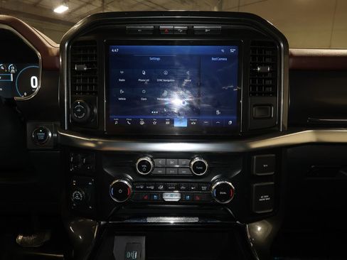 Used 2023 Ford F150 Lariat AWD/4WD image 17