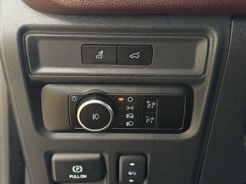 Used 2023 Ford Expedition Max Limited AWD/4WD image 26