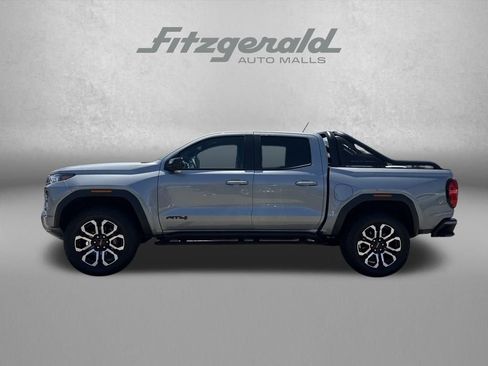 Certified 2025 GMC Canyon AT4 w/ Nightfall Edition AWD/4WD image 9