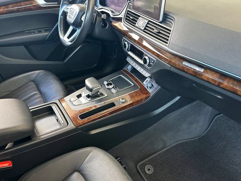 Used 2018 Audi Q5 2.0T Premium Plus w/ Premium Plus Package AWD/4WD image 13