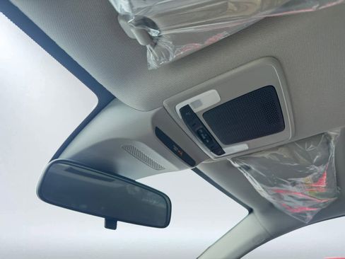 New 2026 Honda HR-V LX image 13