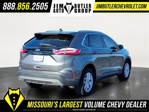 Used 2021 Ford Edge SEL w/ Convenience Package image 4