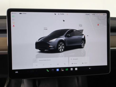 Used 2023 Tesla Model Y Long Range AWD/4WD image 47